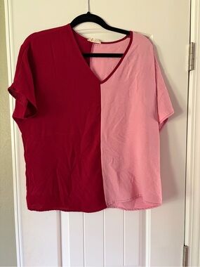 Metro Colorblock V-Neck Short Sleeve Top - Dark Pink & Light Pink